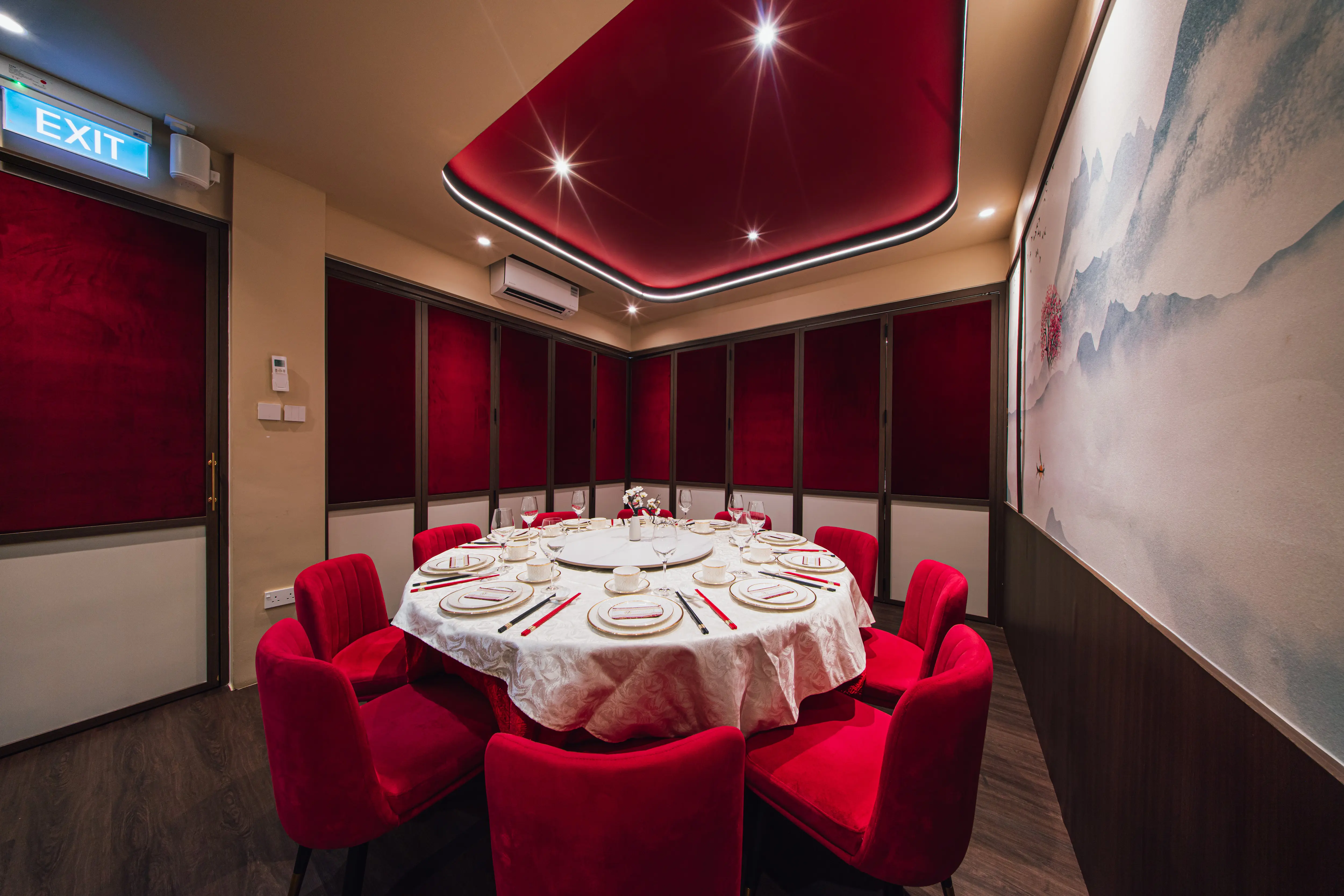 Private Dining Room at Mansion 7